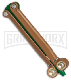 BaliYo By Spyderco Butterfly Pen Flipper Green/Brown -Knife Store BaliYo by Spyderco Butterfly Pen Fisher Space Pen Green Brown USA Made BHQ 71877 er spine large