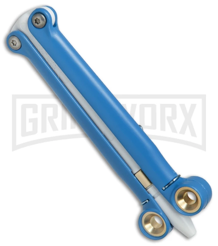 BaliYo By Spyderco Butterfly Pen Flipper Blue/White 2 BaliYo By Spyderco Butterfly Pen Flipper Blue/White - Image 2