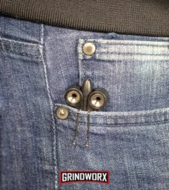 BaliYo By Spyderco Butterfly Pen Flipper Blue/White 12 BaliYo By Spyderco Butterfly Pen Flipper Blue/White -Knife Store BaliYo by Spyderco Pen Butterfly Flipper Black BHQ 4501 kp in pocket web large 1