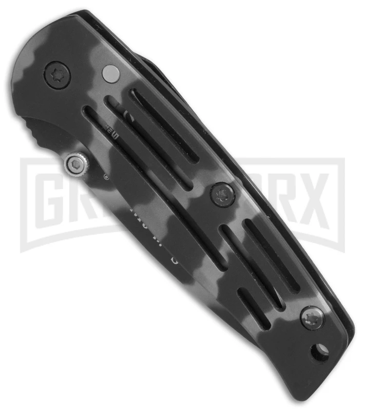 Smith & Wesson Camo Baby Frame Lock Manual Folding Knife - Urban Camo Plain 3 Smith & Wesson Camo Baby Frame Lock Manual Folding Knife - Urban Camo Plain - Image 3